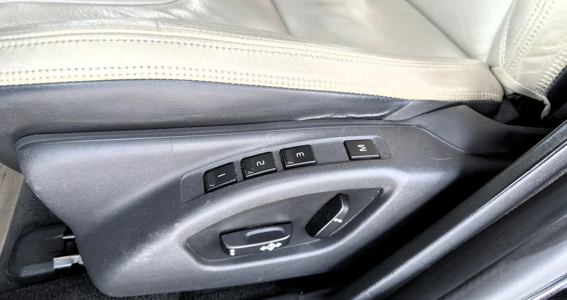 Volvo V60 cena 34900 przebieg: 262000, rok produkcji 2011 z Olsztyn małe 781